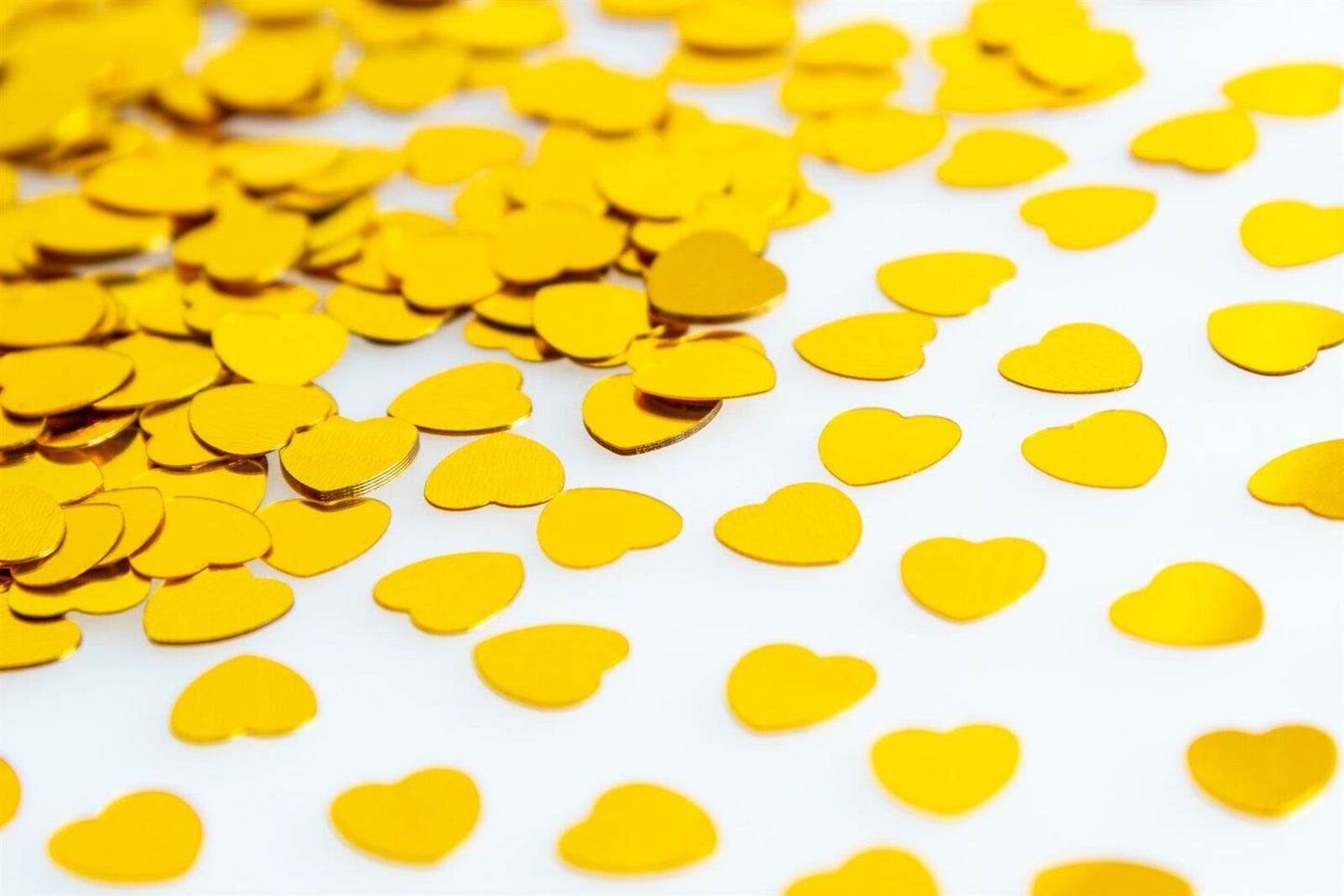 Golden Heart confetti